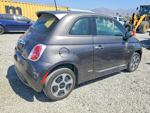 2015 Fiat 500 VIN 3C3CFFGE2FT749771 фото 3