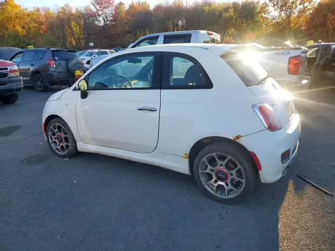 3C3CFFBRXFT721744 — 2015 Fiat 500, photo 2 from Copart 22.10.2026, Minor dents and scratches