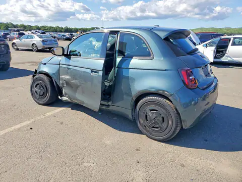2025 FIAT 500 VIN ZFAFFAC49SX253963 фото 2