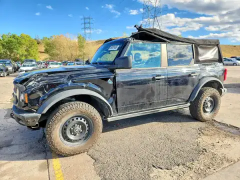 1FMEE5BH3MLB00133 Ford Bronco 2021 — daño Vuelco, foto antes de reparar
