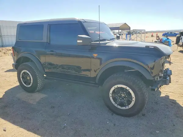1FMDE5CP2MLA69474 — 2021 Ford Bronco, photo 4 from Copart, Front end