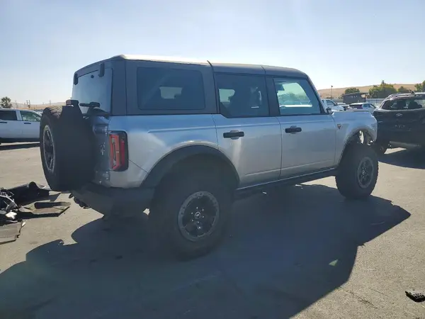 1FMEE5DP8NLB69938 — 2022 Ford Bronco, photo 3 from Copart, Front end