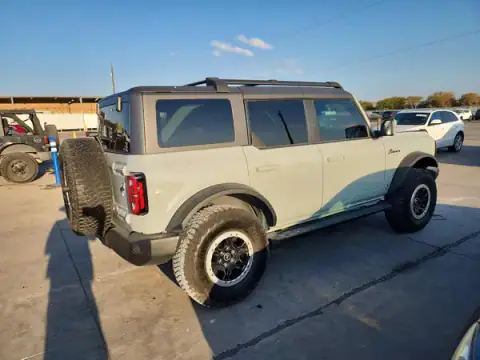 1FMEE5DP4NLB06187 — 2022 Ford Bronco, foto 3 de Copart 21.09.2026, Parte delantera
