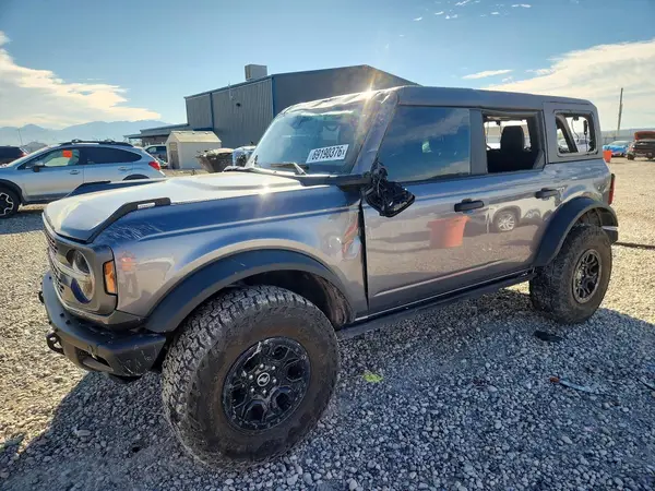 1FMEE5DP3PLB80137 Ford Bronco 2023 — uszkodzenie Tył, zdjęcie przed naprawą