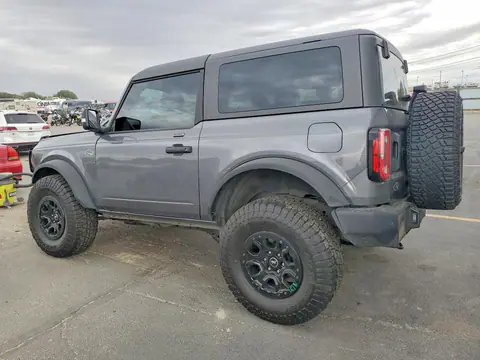 2023 Ford Bronco VIN 1FMDE5CP2PLB74844 фото 2