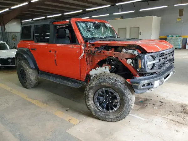 1FMEE5JR2PLB91152 — 2023 Ford Bronco, zdjęcie 4 z Copart, Dachowanie