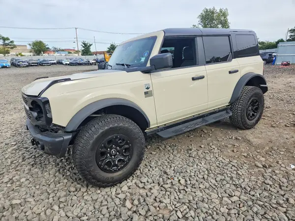 1FMEE7BH2SLB15831 Ford Bronco 2025 — Front end damage, before-repair photo