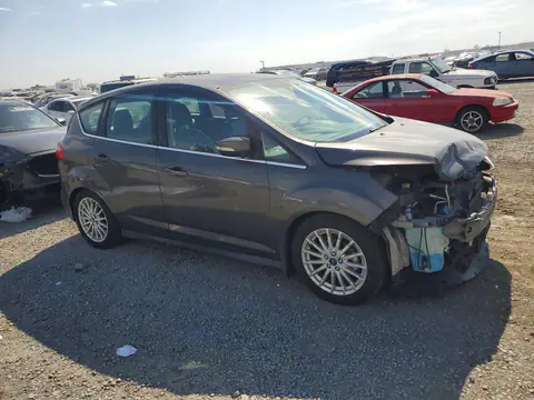 1FADP5BU3GL109996 — 2016 Ford C-MAX, фото 4 с аукциона Copart 29.09.2026, Передняя часть