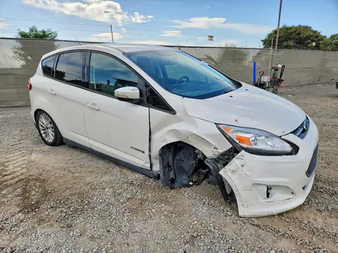 1FADP5AU4HL114143 — 2017 Ford C-MAX, photo 4 from Copart 23.10.2026, Front end