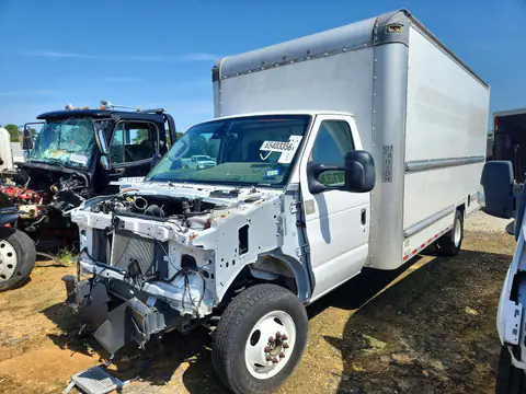 1FDWE3FN0NDC03532 — 2022 Ford Econoline, Механические повреждения (Mechanical), фото до ремонта