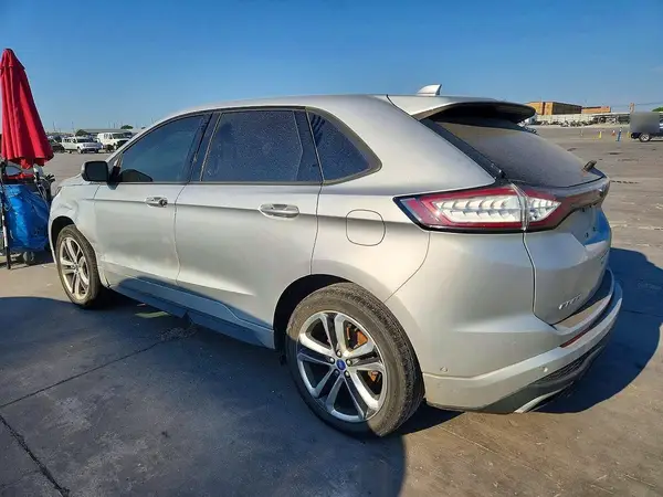 2FMPK4AP9JBC28554 — 2018 Ford EDGE, фото 2 с аукциона Copart 15.10.2026, Передняя часть