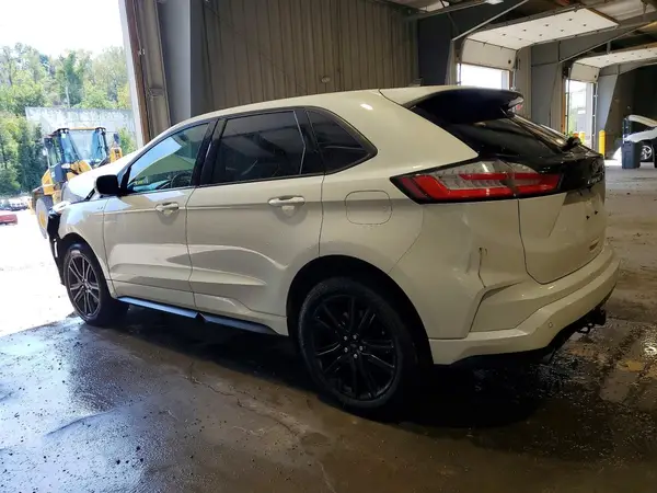 2FMPK4J95MBA60160 — 2021 Ford EDGE, фото 2 с аукциона Copart, Передняя часть