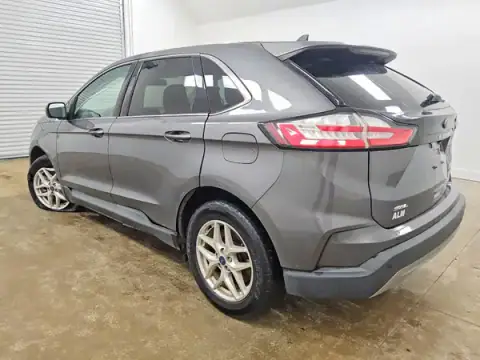 2FMPK4J95NBA31971 — 2022 Ford EDGE, foto 2 de Copart, Daños en los bajos