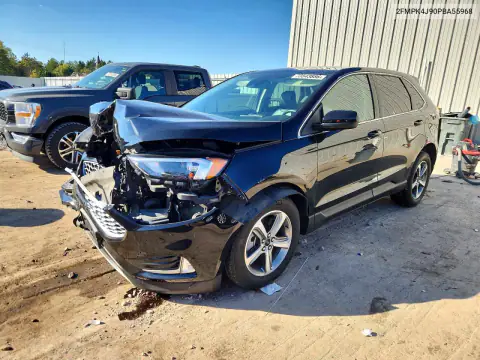 2FMPK4J90PBA55968 — 2023 Ford EDGE, Przód, zdjęć przed naprawą