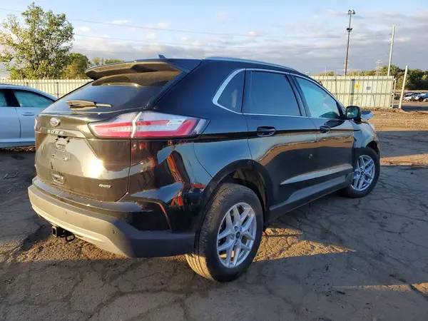 2FMPK4J93RBB03188 — 2024 Ford EDGE, фото 3 с аукциона Copart, Передняя часть