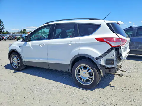 2015 Ford Escape VIN 1FMCU9G92FUC64313 фото 2