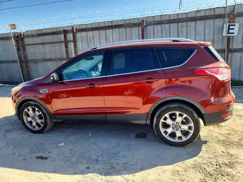 1FMCU0JX7FUB19867 — 2015 Ford Escape, photo 2 from Copart 19.10.2026, Front end