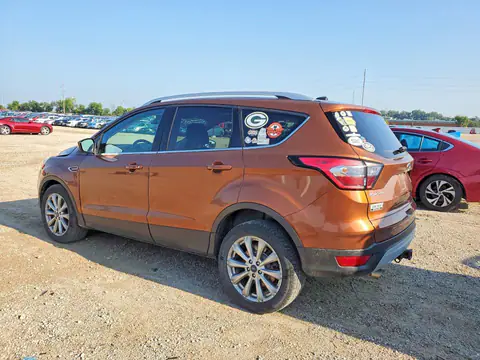 1FMCU9J93HUE21486 — 2017 Ford Escape, photo 2 from Copart 30.09.2026, Front end