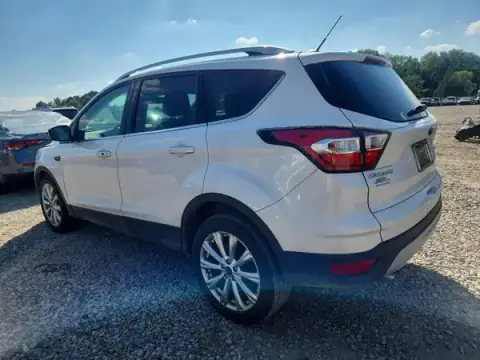 1FMCU0J95HUA45966 — 2017 Ford Escape, photo 2 from Copart, Front end