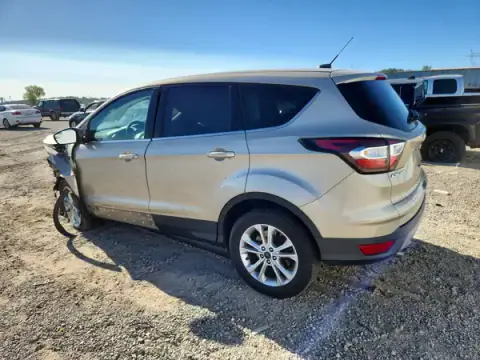 1FMCU0GD4HUB21916 — 2017 Ford Escape, photo 2 from Copart 25.09.2026, Front end
