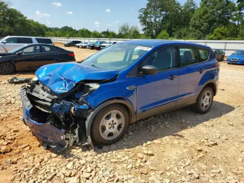 1FMCU0F71HUA04452 — 2017 Ford Escape, Parte delantera (Front End), fotos antes de reparar