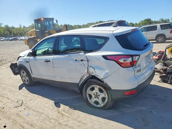 1FMCU0F74HUE29390 — 2017 Ford Escape, photo 2 from Copart, Front end