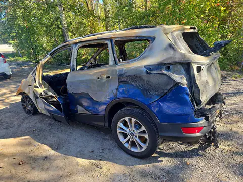 1FMCU0GD5HUB68405 — 2017 Ford Escape, photo 2 from Copart, Fire