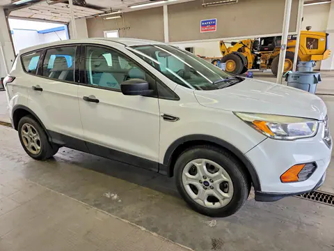 2017 Ford Escape VIN 1FMCU0F73HUD28986 фото 4
