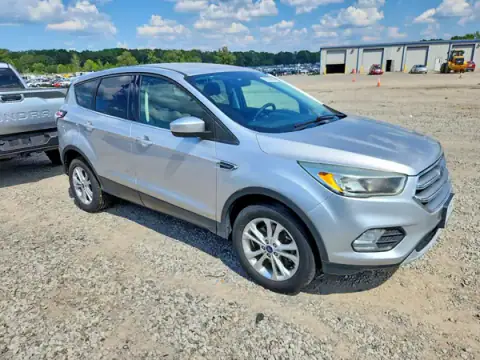 1FMCU9GD2HUC65971 — 2017 Ford Escape, photo 4 from Copart, Minor dents and scratches
