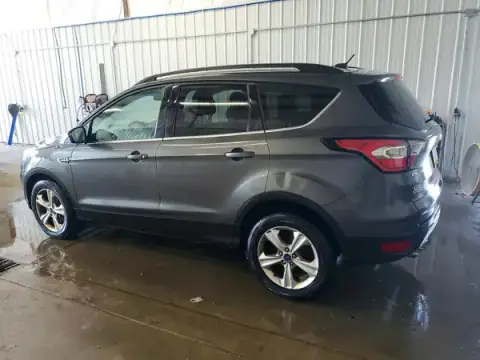 1FMCU0GD3HUB58052 — 2017 Ford Escape, фото 2 с аукциона Copart 21.10.2026, МЕХАНИЧЕСКИЕ ПОВРЕЖДЕНИЯ