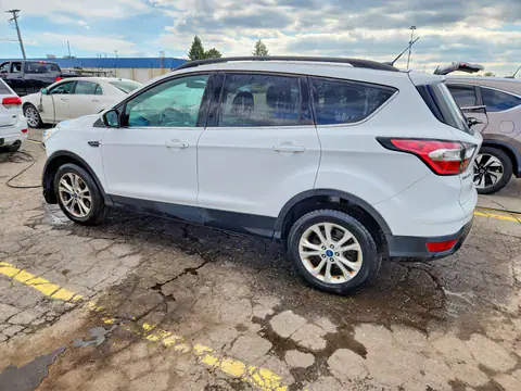 2017 FORD ESCAPE VIN 1FMCU9GD2HUC09948 фото 2