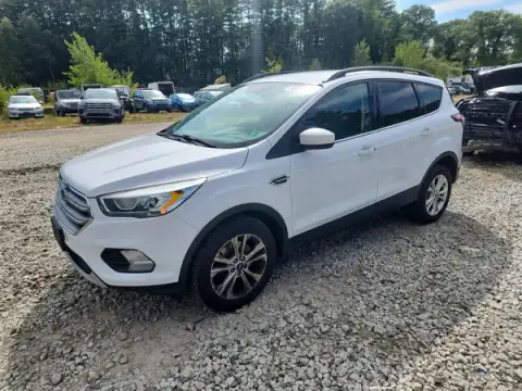 1FMCU9GD8HUD98847 — 2017 Ford Escape, Daños mecánicos (Mechanical), fotos antes de reparar
