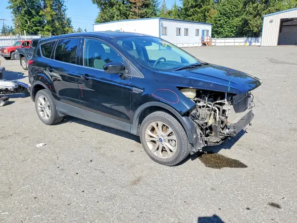 1FMCU9GD4HUD84864 — 2017 Ford Escape, photo 4 from Copart 28.09.2026, Front end