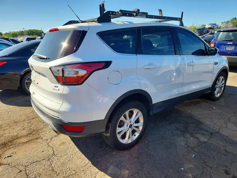 2017 FORD ESCAPE VIN 1FMCU0GD5HUE77372 фото 3