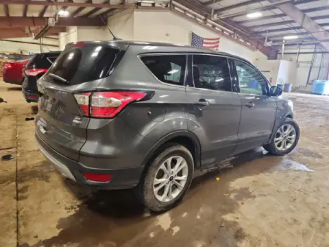 1FMCU9GD0HUD36925 — 2017 Ford Escape, foto 3 de Copart, Lateral