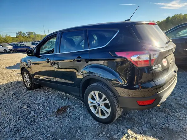 1FMCU9GDXHUD01552 — 2017 Ford Escape, zdjęcie 2 z Copart 02.10.2026, Przód