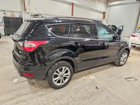 1FMCU9GD2HUD94504 — 2017 Ford Escape, ფოტო 3, Copart 23.09.2026, ბუნებრივი ცვეთა