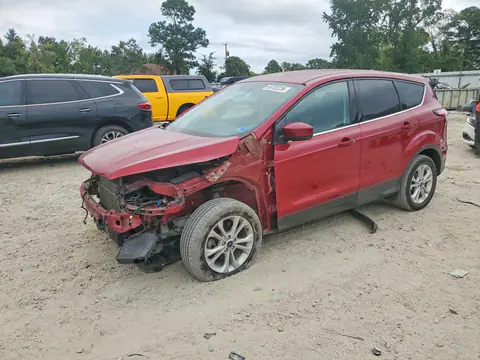 1FMCU9GDXHUC70402 — 2017 Ford Escape, Przód (Front End), zdjęć przed naprawą