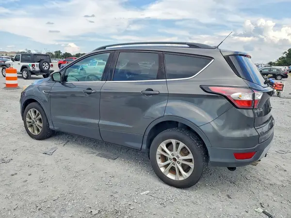 1FMCU9GD7HUB22434 — 2017 Ford Escape, zdjęcie 2 z Copart 25.09.2026, Uszkodzenia mechaniczne