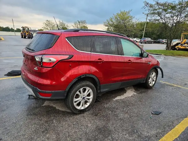 1FMCU9GD7HUB98896 — 2017 Ford Escape, photo 3 from Copart, Front end