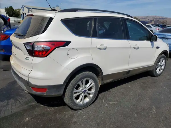 1FMCU0GD2HUD66424 — 2017 Ford Escape, photo 3 from Copart, Roof