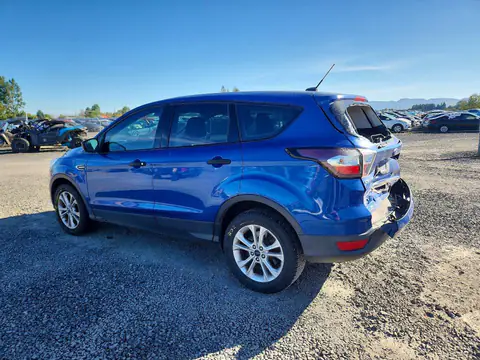 1FMCU0F71HUA23583 — 2017 Ford Escape, foto 2 de Copart 27.10.2026, Parte trasera