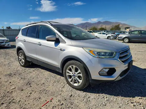 2017 FORD ESCAPE VIN 1FMCU9GD3HUB45547 фото 4
