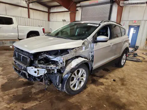 1FMCU0GDXHUD13891 — 2017 Ford Escape, Parte delantera, fotos antes de reparar