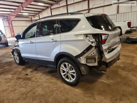 1FMCU0GDXHUD13891 — 2017 Ford Escape, foto 2 de Copart 23.10.2026, Parte delantera