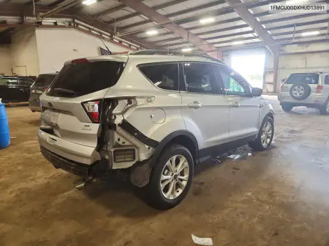 1FMCU0GDXHUD13891 — 2017 Ford Escape, foto 3 de Copart 23.10.2026, Parte delantera