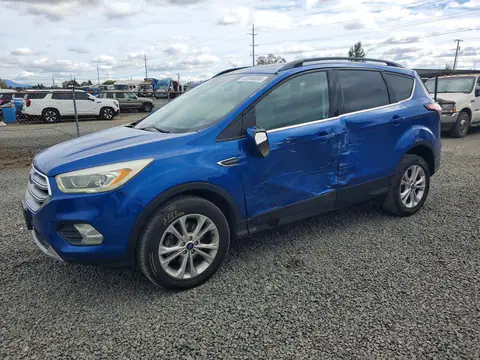 1FMCU0GD1HUC28129 — 2017 Ford Escape, Lateral (Side), fotos antes de reparar