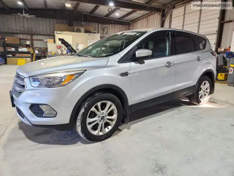 1FMCU0GD6HUE15821 — 2017 Ford Escape, Вандалізм, фото до ремонту