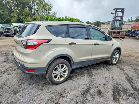 2018 Ford Escape VIN 1FMCU0F74JUB14644 фото 3