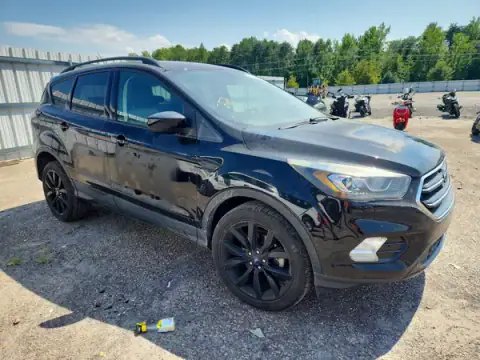 1FMCU0GD3JUD05444 — 2018 Ford Escape, zdjęcie 4 z Copart 29.09.2026, Normalne zużycie